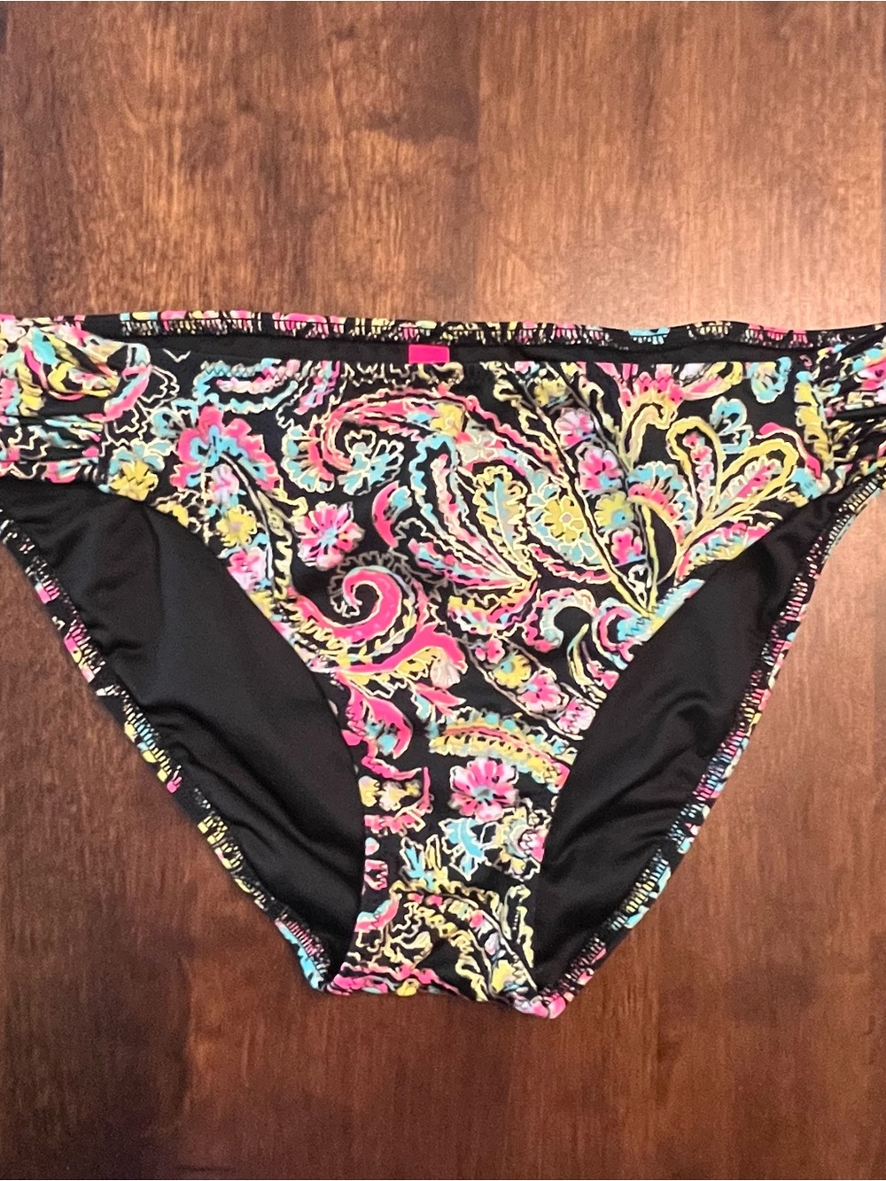 VS Multicolor Paisley Bikini Bottom, M